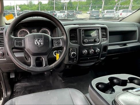 Used 2018 RAM 1500 Tradesman w/ Power & Remote Entry Group AWD/4WD image 5