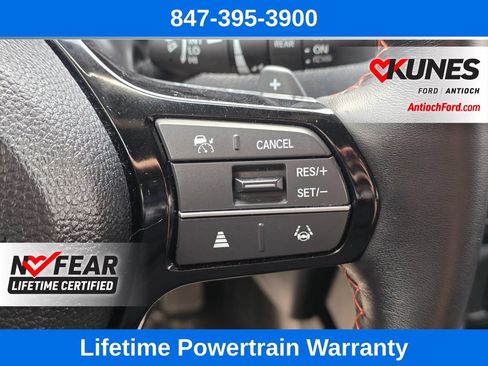 Used 2025 Honda Pilot TrailSport image 27