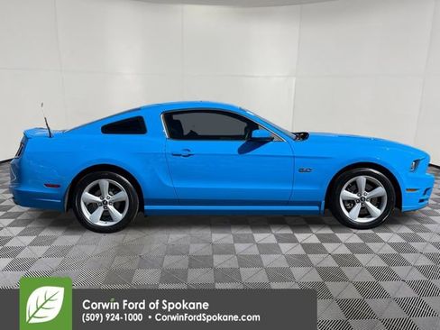 Used 2014 Ford Mustang GT RWD image 9