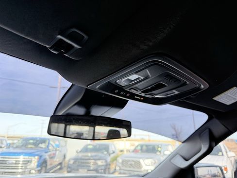 Used 2025 Chevrolet Silverado 1500 LT image 19