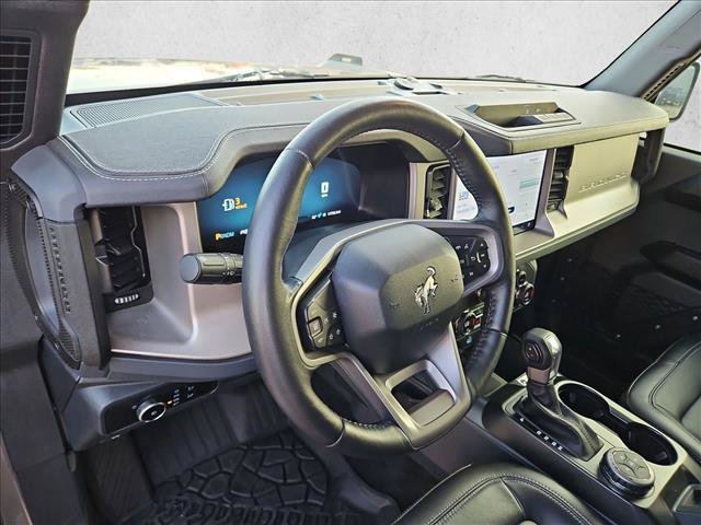 Used 2025 Ford Bronco Outer Banks AWD/4WD image 10