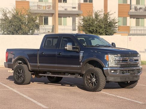 Used 2017 Ford F350 Lariat w/ Lariat Value Package AWD/4WD image 2