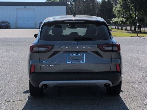 Used 2023 Ford Escape Active FWD image 4