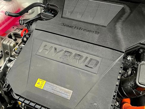 Used 2023 Kia Niro EX image 30