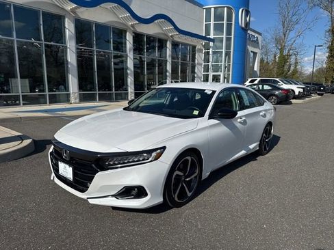 Used 2022 Honda Accord Sport Special Edition image 4