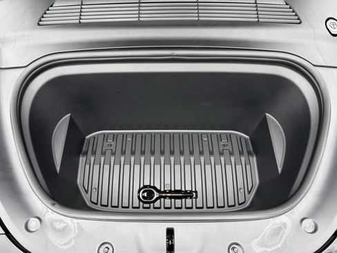 Used 2022 Tesla Model Y Performance image 26