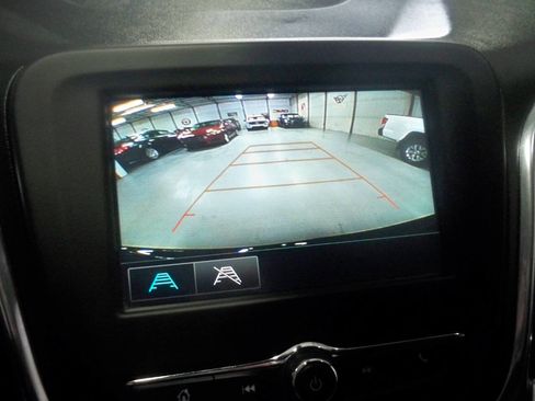 Used 2018 Chevrolet Equinox LT image 6