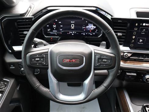 Certified 2025 GMC Sierra 1500 Elevation w/ Preferred Package AWD/4WD image 17