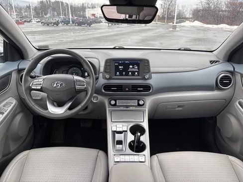 Used 2021 Hyundai Kona Limited image 21