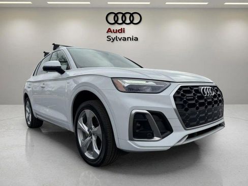 Certified 2023 Audi Q5 2.0T Premium Plus image 1