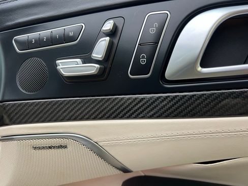 Used 2018 Mercedes-Benz SL 550 image 25
