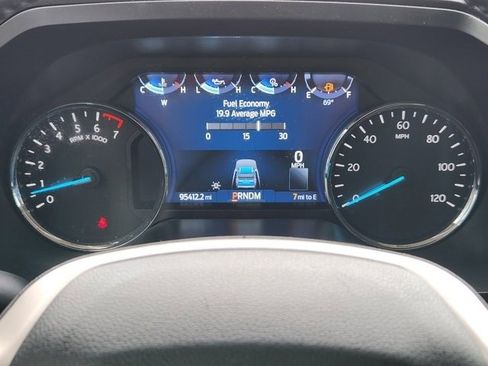 Used 2022 Ford Expedition XLT image 14