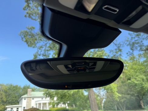 Used 2015 Porsche Panamera 4S image 28