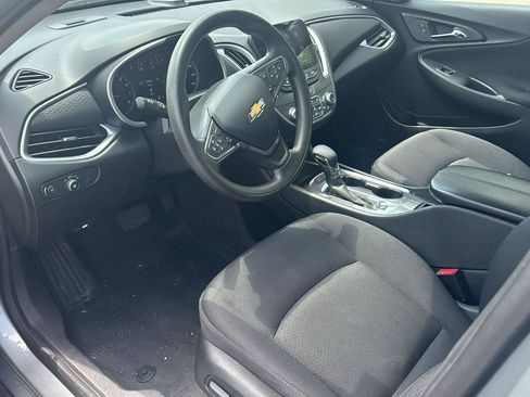 Used 2024 Chevrolet Malibu LT FWD image 11