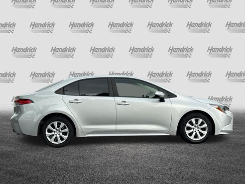Used 2024 Toyota Corolla LE FWD image 3
