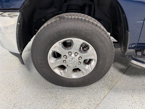 Used 2024 RAM 2500 Big Horn w/ Bed Utility Group image 37