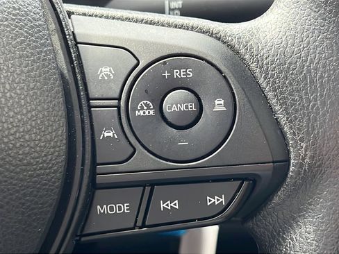Used 2023 Toyota Corolla LE FWD image 19