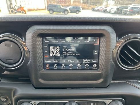 Used 2021 Jeep Wrangler Unlimited Sport image 20