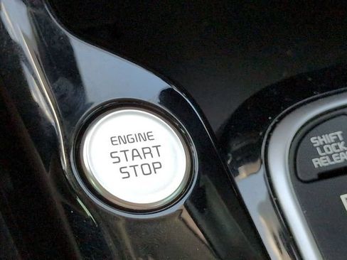 Used 2025 Kia Soul S FWD image 27