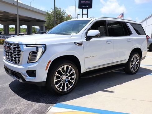 New 2026 GMC Yukon Denali AWD/4WD image 3