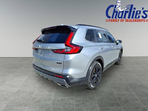 Used 2023 Honda CR-V Sport Touring image 4