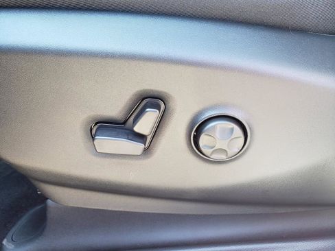 New 2026 Chrysler Pacifica Select image 19