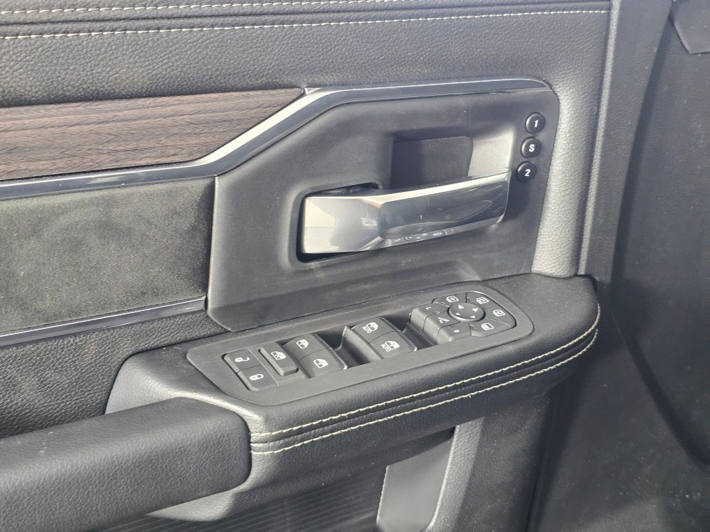 New 2026 RAM 2500 Laramie w/ Night Edition AWD/4WD image 18