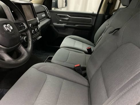 Used 2019 RAM 1500 Big Horn AWD/4WD image 10