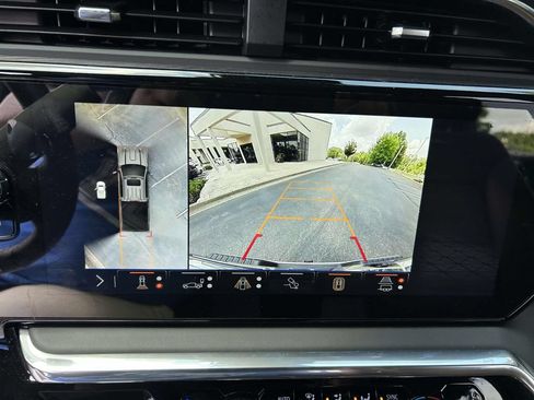 Used 2025 GMC Sierra 2500 Denali Ultimate w/ Max Trailering Package AWD/4WD image 15