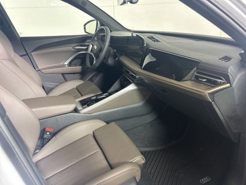 New 2025 Audi Q5 Premium Plus image 11