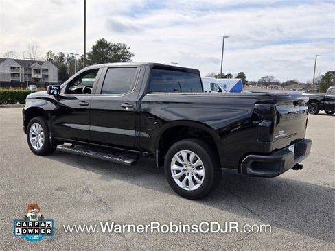 Used 2022 Chevrolet Silverado 1500 Custom image 9