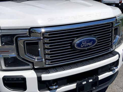 Used 2022 Ford F450 Platinum w/ FX4 Off-Road Package image 30