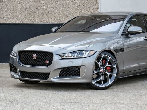 Used 2019 Jaguar XE S RWD image 2