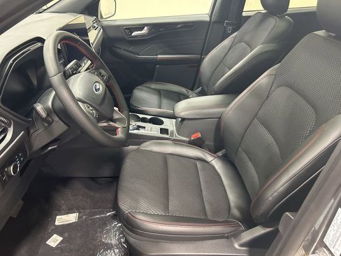 New 2026 Ford Escape ST-Line w/ Tech Pack #1 AWD/4WD image 10