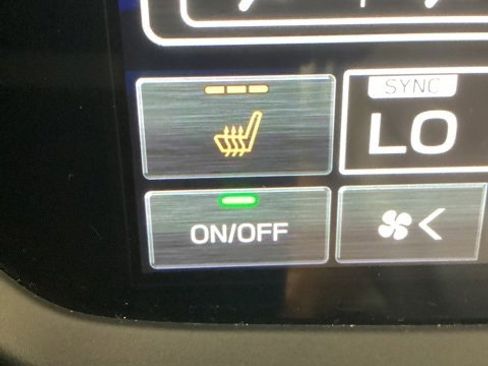 Used 2025 Subaru Forester Premium image 22