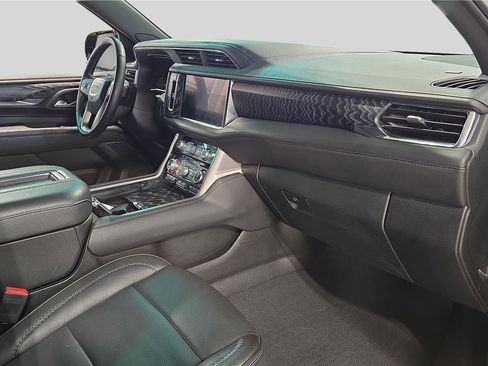 Used 2023 GMC Yukon XL Denali w/ LPO, Floor Liner Package image 16