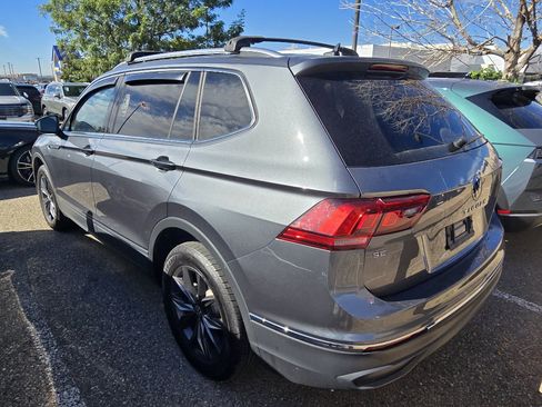 Used 2023 Volkswagen Tiguan SE FWD image 15