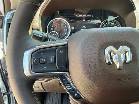 Used 2025 RAM 1500 Laramie w/ Trailer Tow Group AWD/4WD image 28