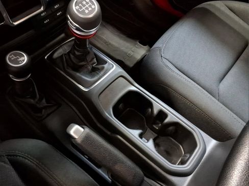 Used 2022 Jeep Wrangler Unlimited Sport AWD/4WD image 17