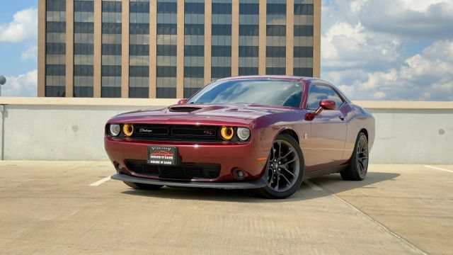 Used 2020 Dodge Challenger R/T Scat Pack RWD image 1