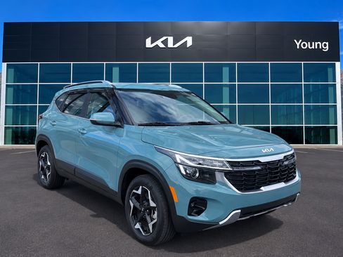 Used 2024 Kia Seltos EX AWD/4WD image 1