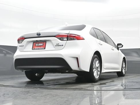 Used 2023 Toyota Corolla LE image 30
