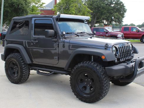 Used 2014 Jeep Wrangler Sport AWD/4WD image 7
