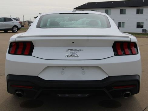 Used 2024 Ford Mustang Premium image 16