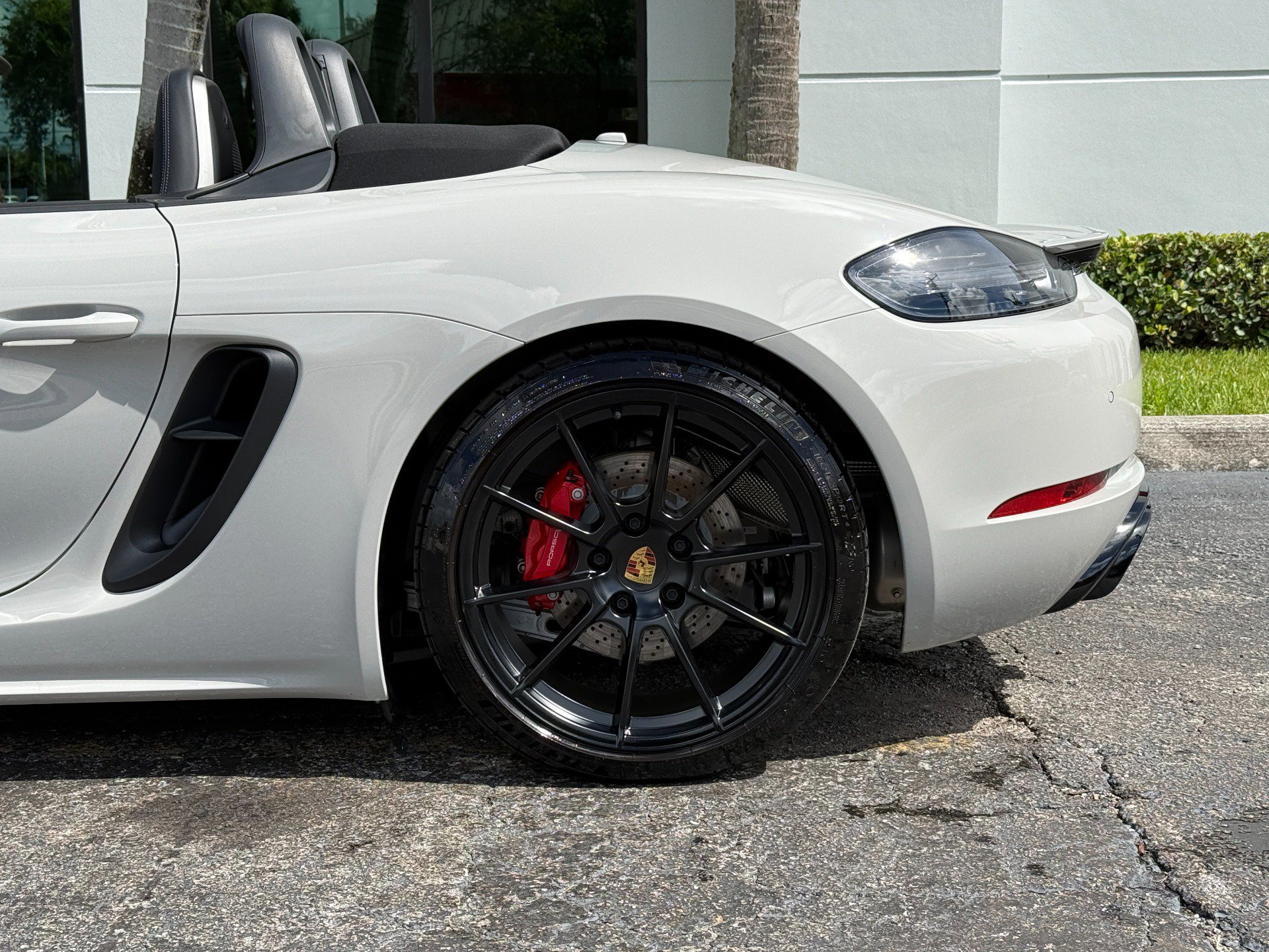 Used 2024 Porsche 718 Boxster GTS RWD image 12