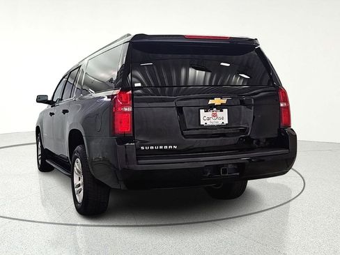 Used 2019 Chevrolet Suburban LT AWD/4WD image 6