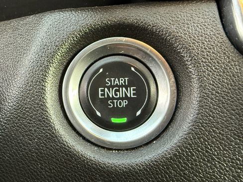 Used 2024 Chevrolet Colorado W/T image 19