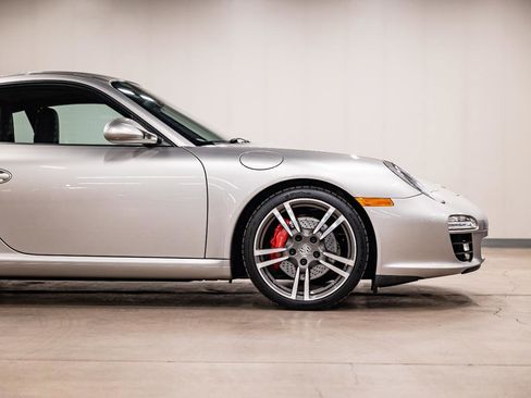 Used 2011 Porsche 911 Carrera S RWD image 38