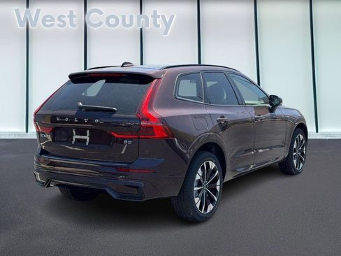 New 2026 Volvo XC60 B5 Plus w/ Climate Package AWD/4WD image 3