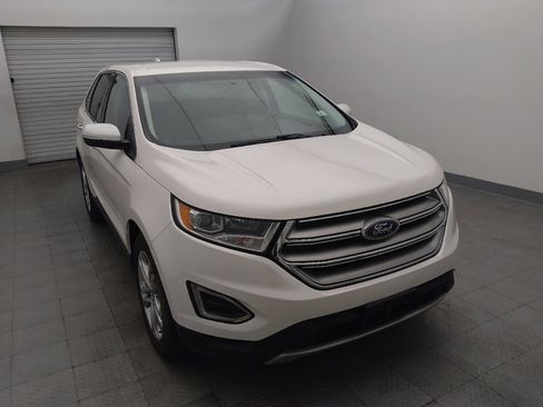 Used 2018 Ford Edge Titanium w/ Technology Package FWD image 14